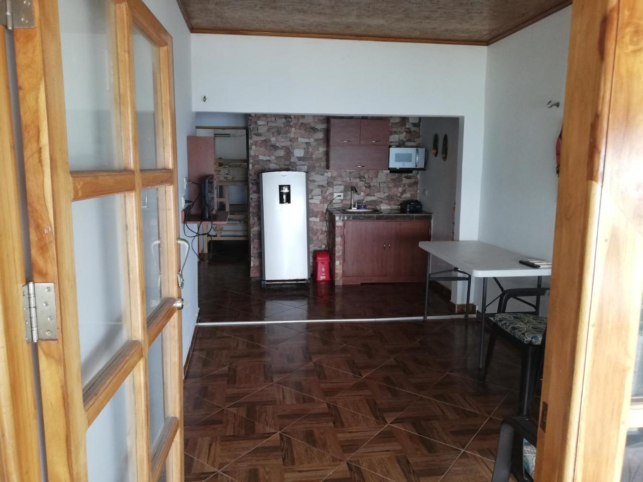 Albergue Casa Madrigueña Rincón Exterior foto