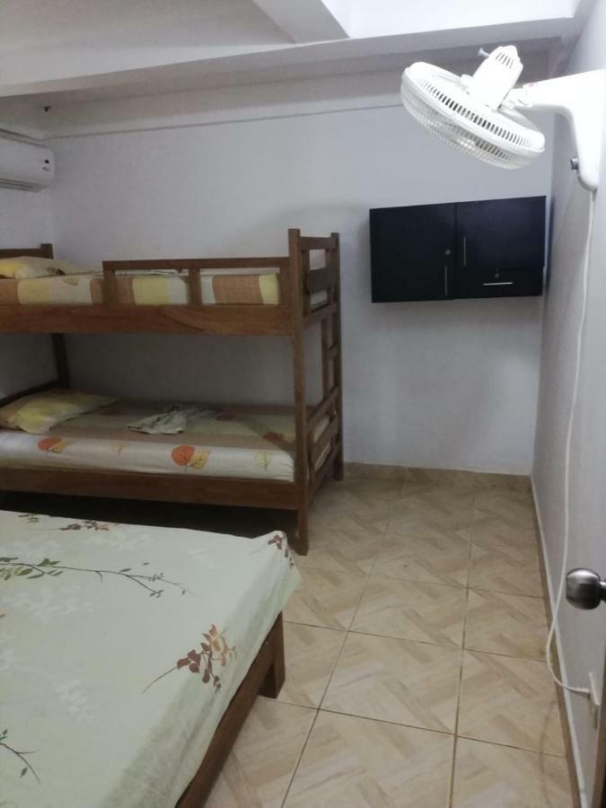 Albergue Casa Madrigueña Rincón Exterior foto